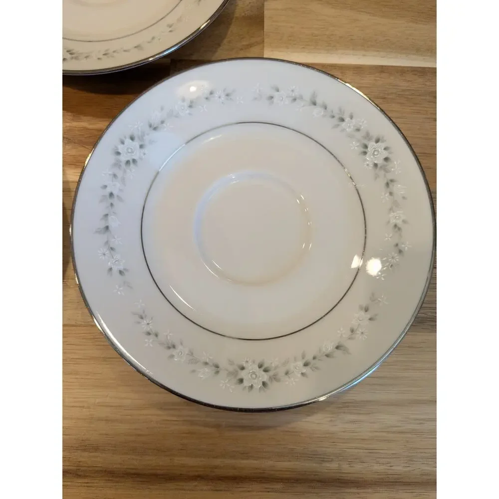 Noritake Ivory China HEATHER #7548 - 35 Pc Partial Set Plates Cups Bowls Japan